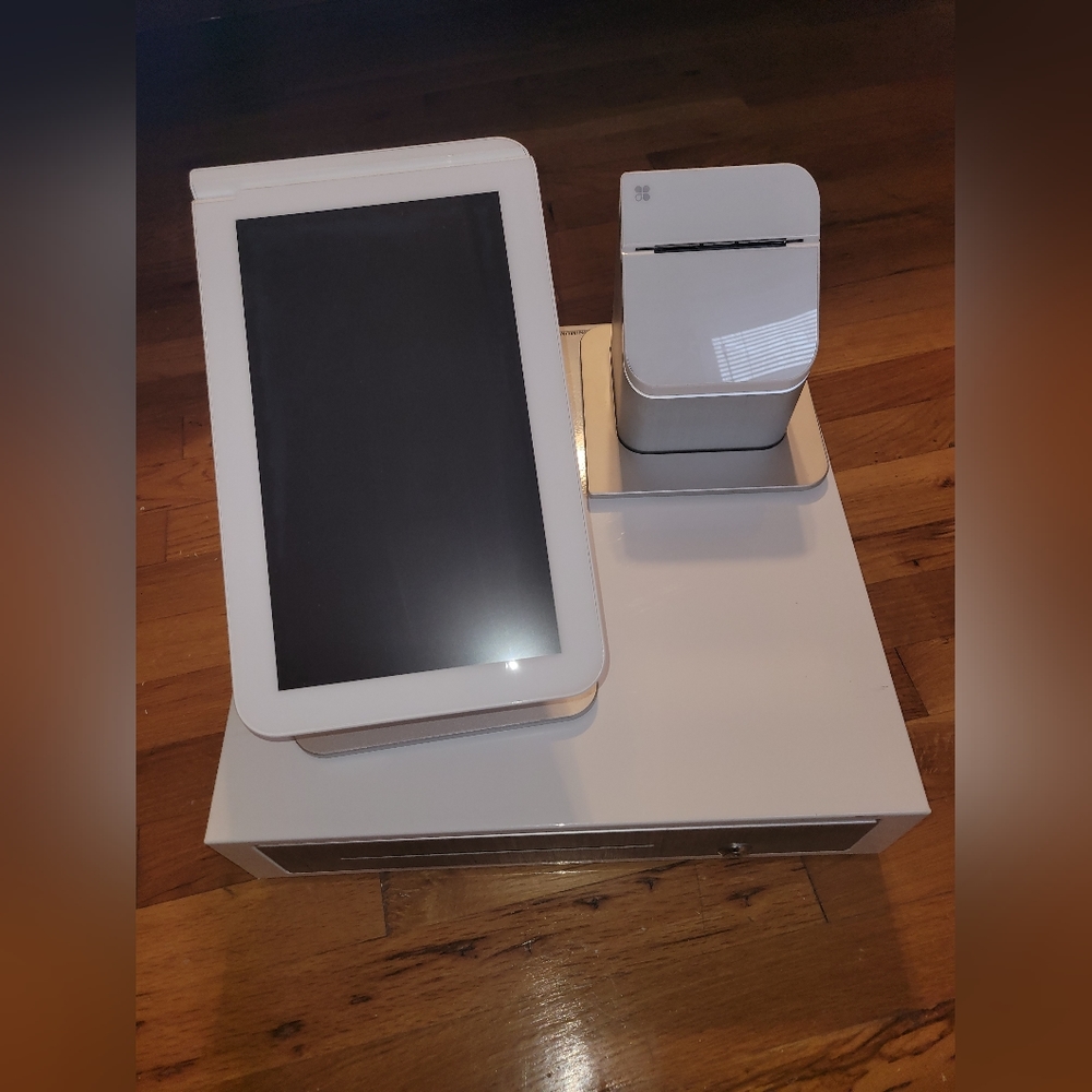 Clover POS System - Picture 6 of 7